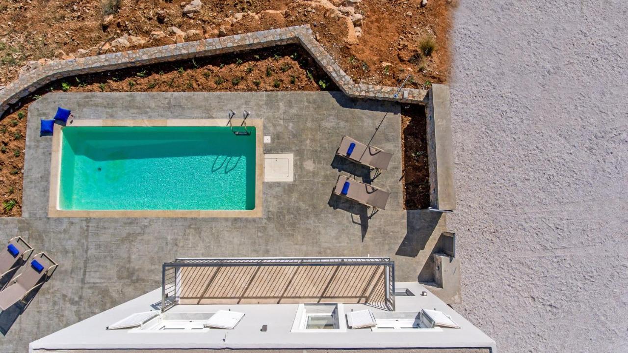Tranquil Sea View Villa With Private Pool, Just 2Km From The Beach! アギア・ガリニ エクステリア 写真