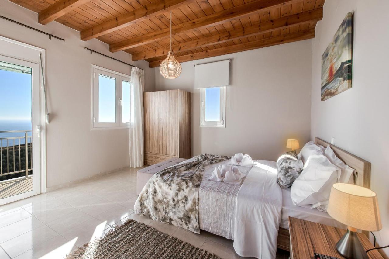 Tranquil Sea View Villa With Private Pool, Just 2Km From The Beach! アギア・ガリニ エクステリア 写真